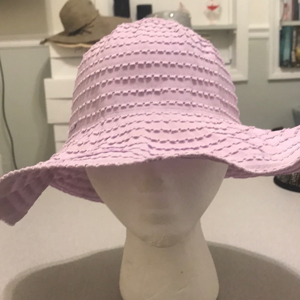 Charlie Paige Women’s Lavender wired brim Hat